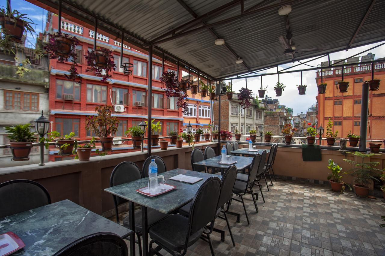 Divine Guest House Kathmandu Bagian luar foto